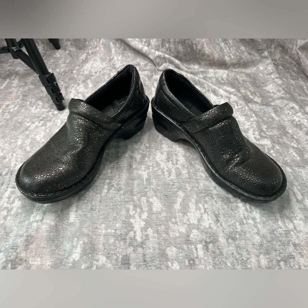 BOC Concept Clogs Size 8.5